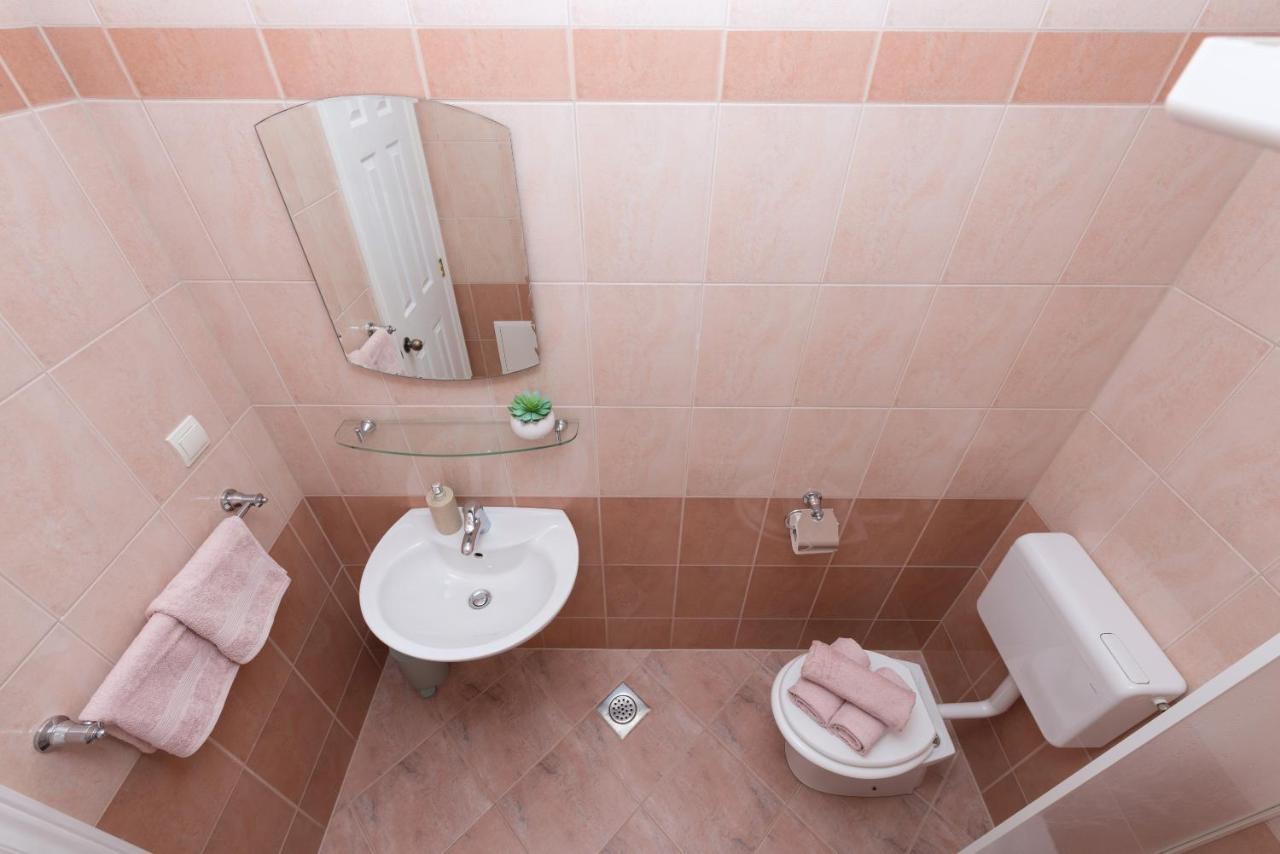 Skiljini Dvori - Apartman Makarska Esterno foto