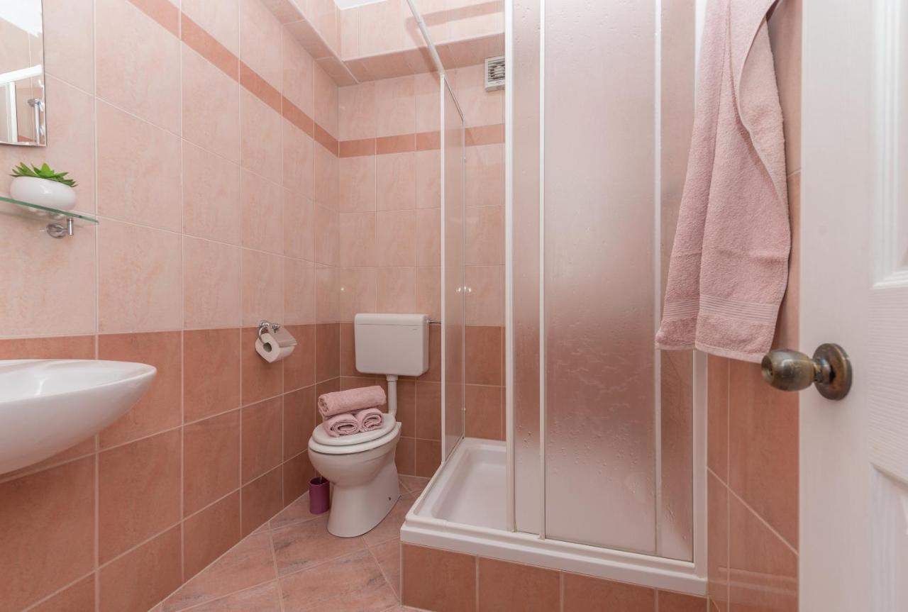 Skiljini Dvori - Apartman Makarska Esterno foto